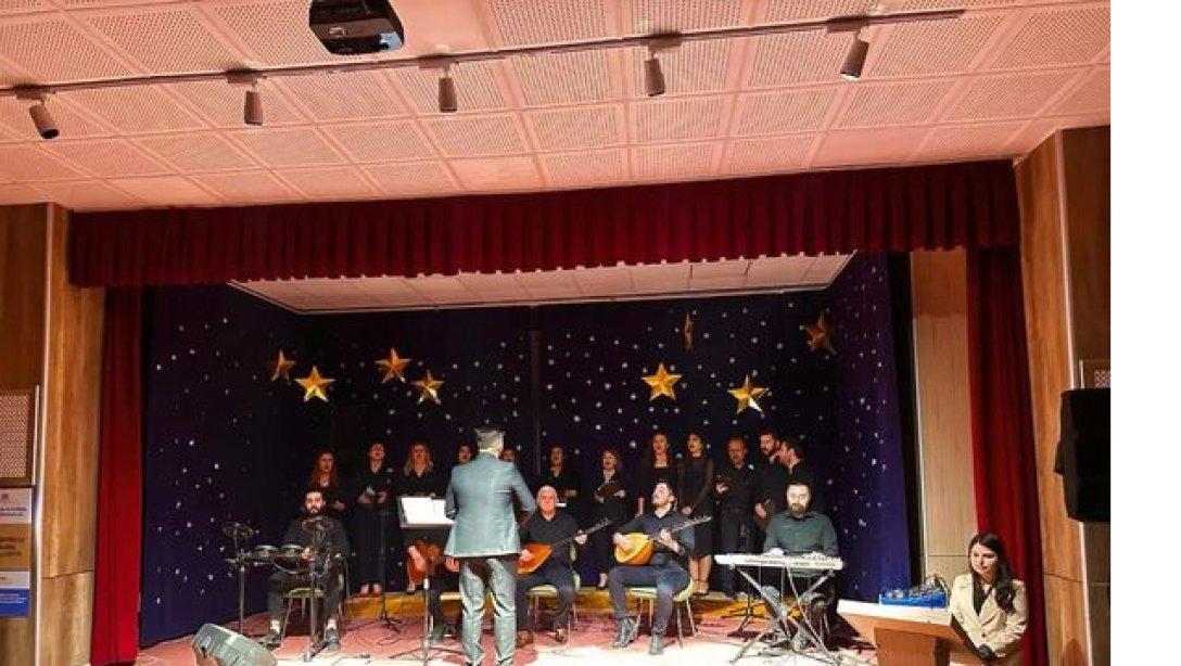 Ardahan'ımızın Düşman İşgalinden Kurtuluşunun 103. Yıl Dönümü Dolayısıyla Türk Halk Müziği Koro Dinletisi Düzenlendi. 