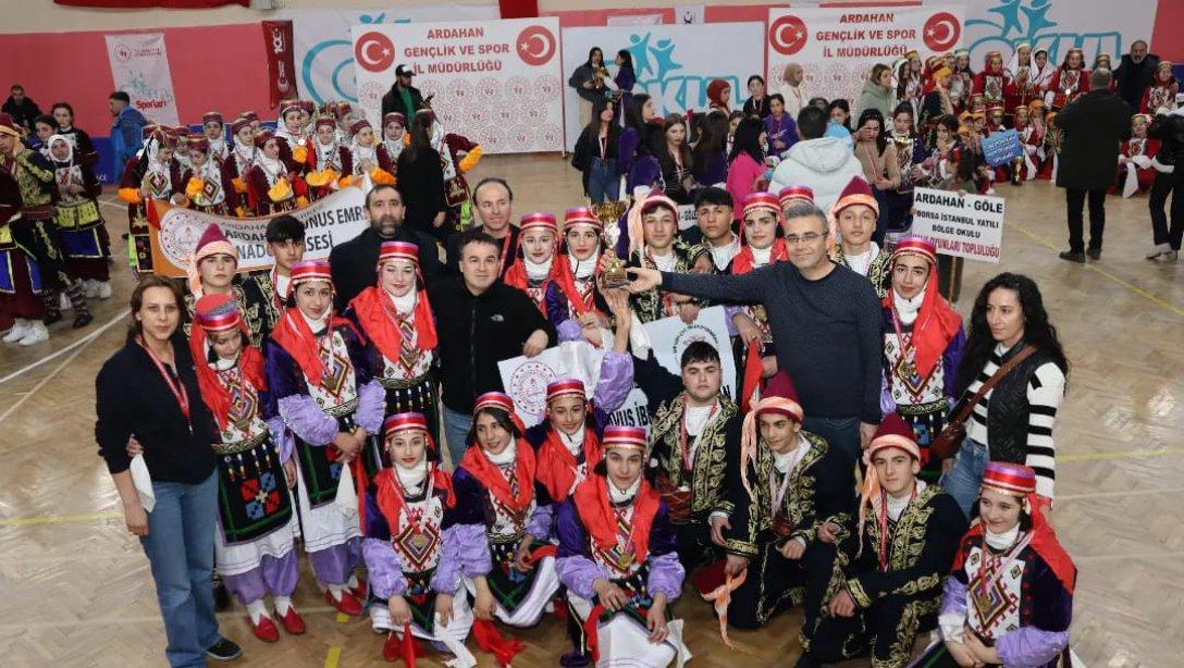 Ardahan'da Halk Oyunları Coşkusu Yaşandı..