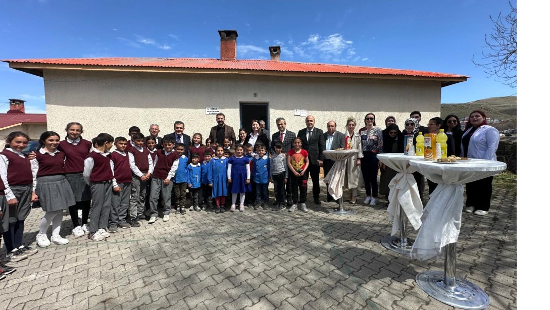 Fenerbahçe Üniversitesi Sağlık Kültür Spor Daire Başkanı Merhum Alaattin Fırat Şentürk'ün Anısına Yapılan 'Köy Okulu Kütüphanesi' Projelerinin Üçüncüsü İlimizde Ölçek İlk/Ortaokulu'nda Açıldı. 