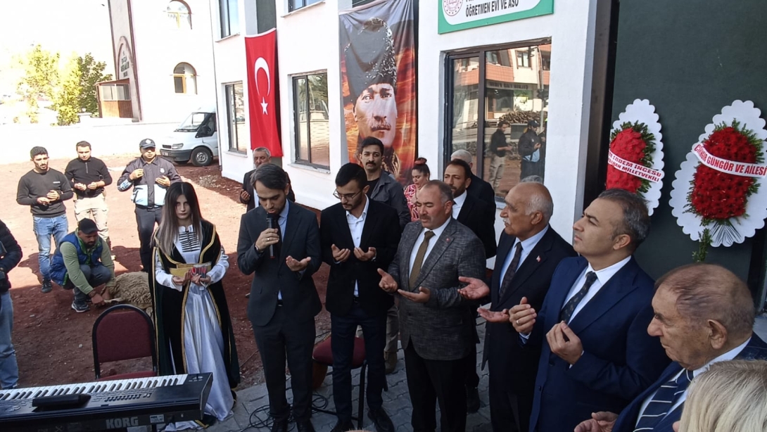 Çıldır Prof. Dr. Esfender Korkmaz Öğretmenevi Açılışı